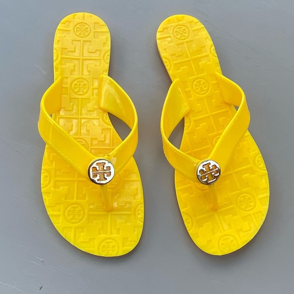 COPY - Tory Burch flip flops size 6 - Picture 2 of 5